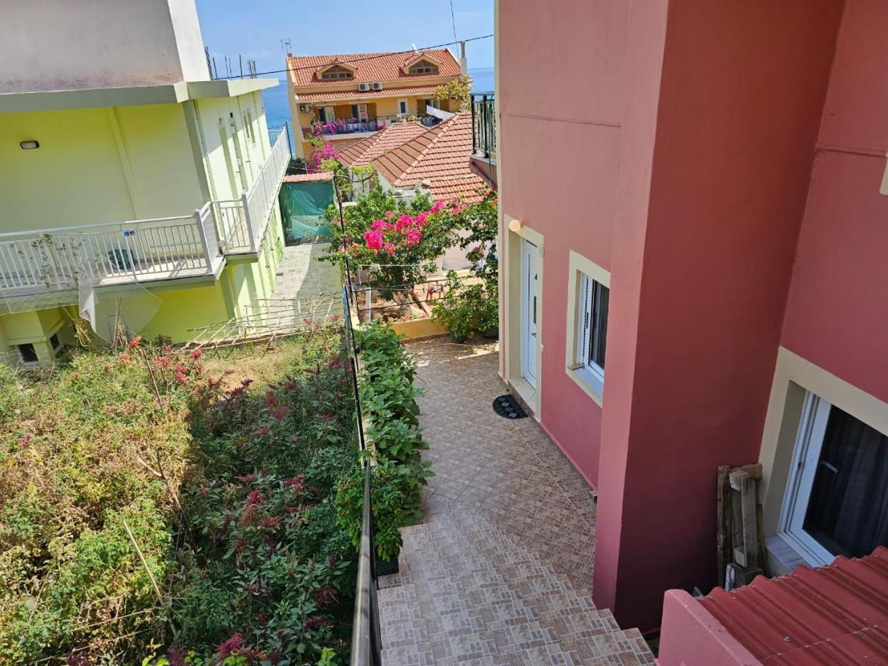 Eva'S Lägenhet Poros  Exteriör bild